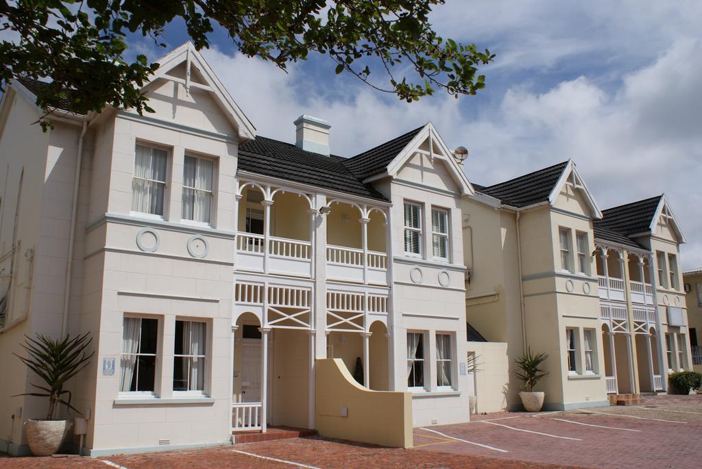 פורט אליזבת' The Vic Hotel מראה חיצוני תמונה