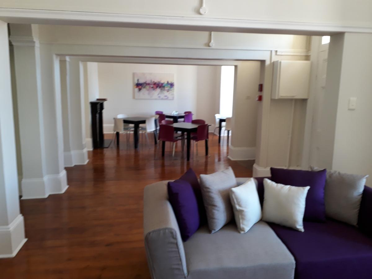 פורט אליזבת' The Vic Hotel מראה חיצוני תמונה