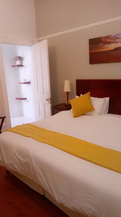 פורט אליזבת' The Vic Hotel מראה חיצוני תמונה