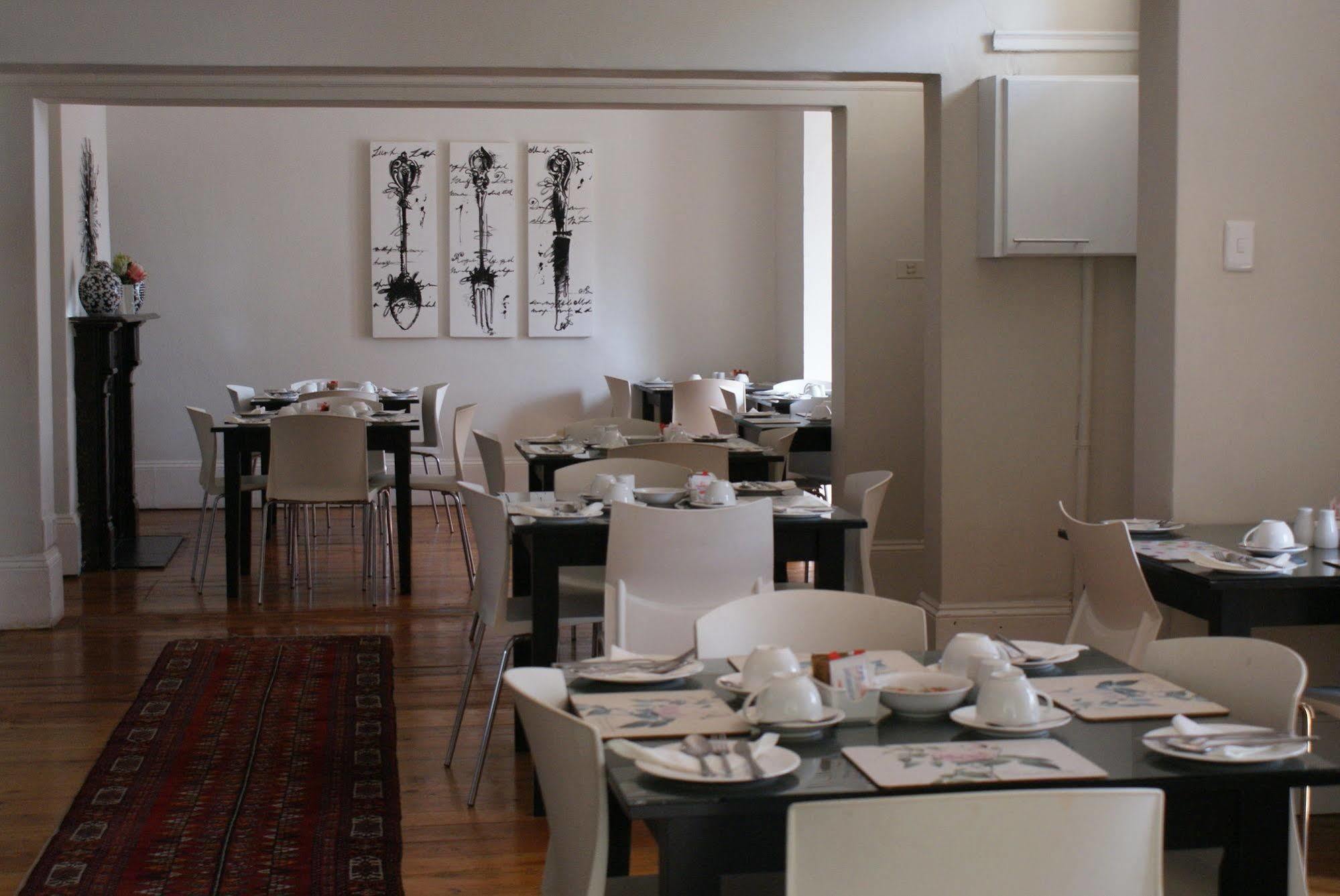 פורט אליזבת' The Vic Hotel מראה חיצוני תמונה